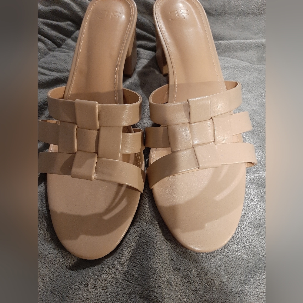 Heeled sandals